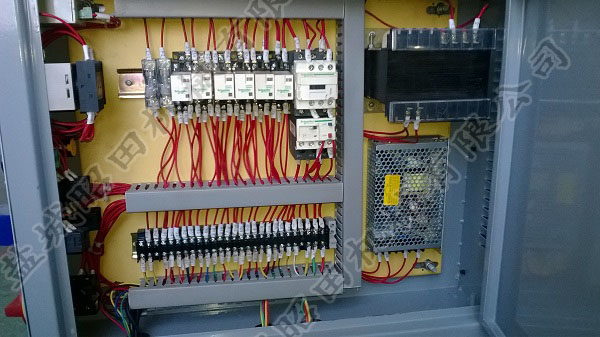 30吨自动平衡精密四柱裁断机接触器图片